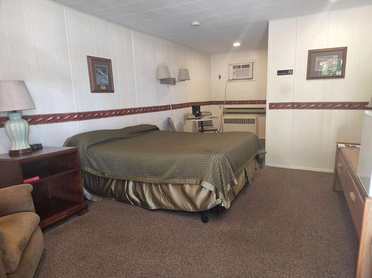 White Valley Motel Saint Charles Εξωτερικό φωτογραφία