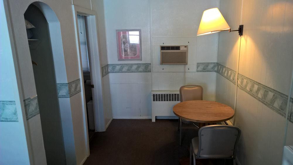 White Valley Motel Saint Charles Εξωτερικό φωτογραφία